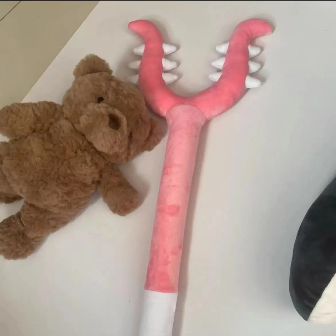 Bâton de subjugation en peluch - Cat Toys avis et prix